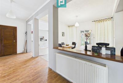 Vilă cu 8 camere în Săcălaz, zonă Centrală - 9