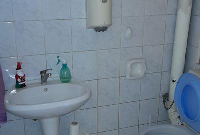 Casa zona 15 Noiembrie, 6 camere, suprafata 230 mp,teren 346 mp! - 16