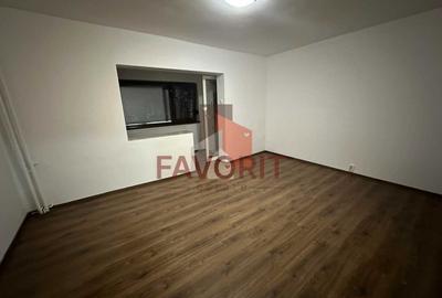 Garsonieră decomandată în Aradului