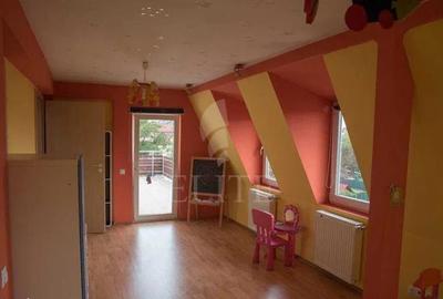 Apartament 3 camere în zona INTRE LACURI - 8