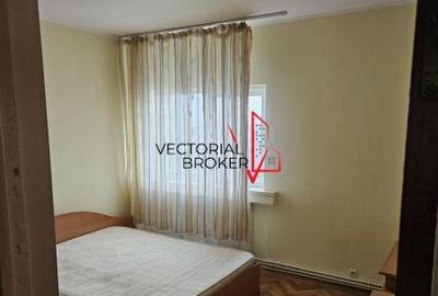 3 camere - 2 bai, 2 balcoane, centrala termica si boxa - Bd Ferdinand Parcul Ozo - 1