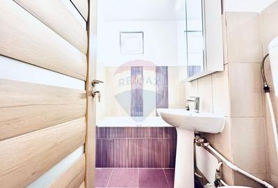 Apartament cu 3 camere de închiriat - 14