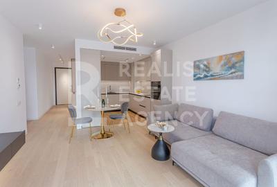 Vânzare, apartament cu 2 camere, One Lake Club - 1