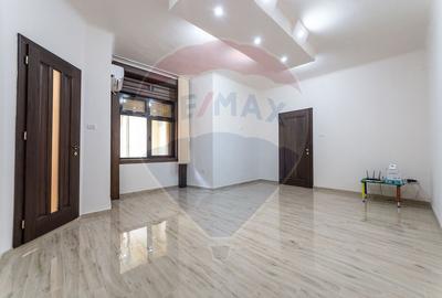 Birou, 107 mp în Ultracentral