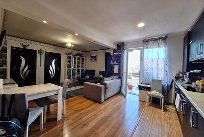 Apartament cu 3 camere semidecomandat, mobilat în Florești