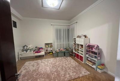 Vanzare jumatate vila arhitectura modernista  Cotroceni cu 2 garaje terasa 54mp - 4