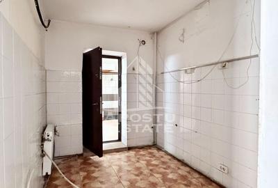 Casa de vanzare P+1E bulevardul Dambovita - 6
