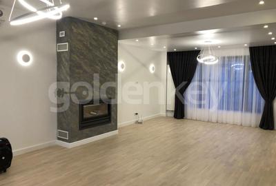 Casă cu 5 camere în Pipera