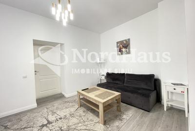 Apartament cu 3 camere decomandat, mobilat în Central
