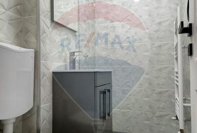 Apartament cu 4 camere de vânzare,  str. 1 Decembrie 1918 - 9