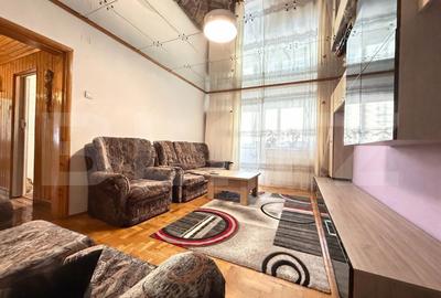 Apartament 4 camere/Racadau-zonă centrală, luminos și bine compartimentat - 1