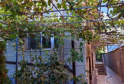 VANZARE SPECIALA Casă / Vilă cu 7 camere, Uverturii MILITARI/Duplex - 7