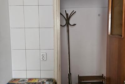 Soseaua Vergului, stradal, vis a vis spitalul Malaxa - 12