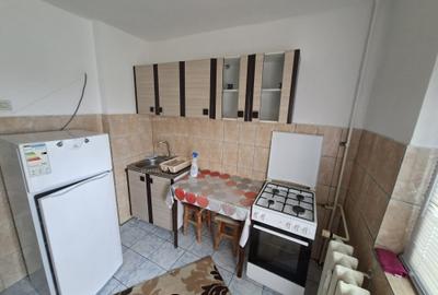 Garsonieră decomandată, mobilată în Tudor Vladimirescu