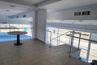 Showroom auto suprafata 6.500 mp, teren 15.000 mp cu deschidere 90 ml la DN 1. - 20