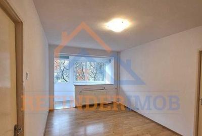 Apartament de vanzare cu 2 camere, zona Titan - Liviu Rebreanu - 1