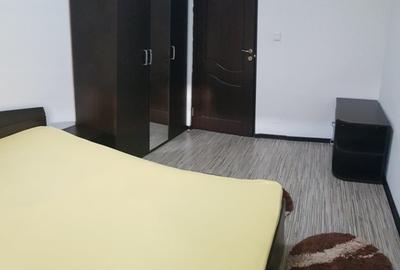 Apartament de inchiriat, trei decomandate, mobilat utilat, etaj unu, zona Mall - 6
