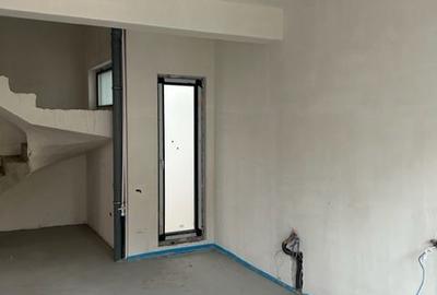 Vila duplex  Militari zona Pacii comision 0 % - 11