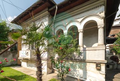 Raritate Parc Carol | Vila neoromânească curte libera 165mp - 2