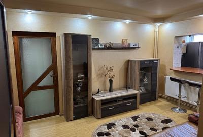 Apartament 2 camere transformat in trei camere.Mai multe detalii la telefon. - 2