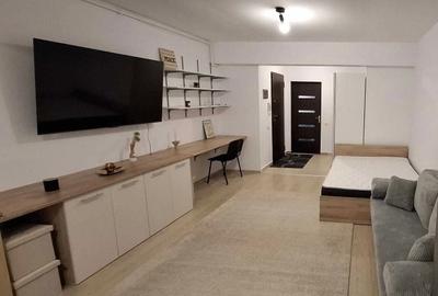 Garsonieră semidecomandată, mobilată în Străulești