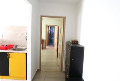 Apartament 2 camere , zona Aradului - 6