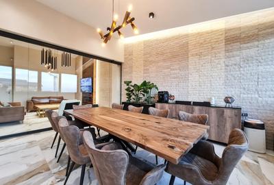 Apartament cu 3 camere decomandat în