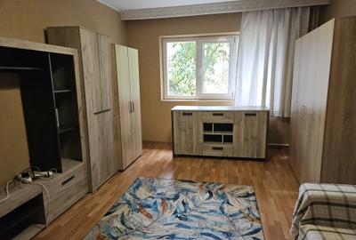 Apartament cu 2 camere decomandat, mobilat în Aviației