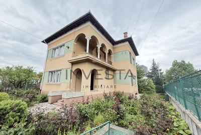 Casa spatioasa de vanzare cu front 27 ml in zona Andrei Muresanu - 1