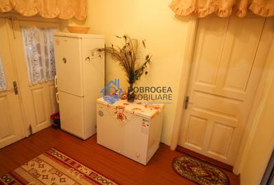 ZONA CENTRALA-CASA 3 CAMERE,SUPRAFATA UTILA  125MP, TEREN 235 MP. - 11