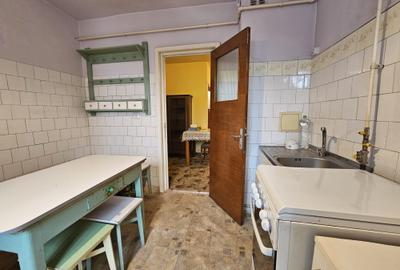 Apartament exclusivist cu garaj si boxa-decomandat--2 balcoane,zona Cuza Voda - 13
