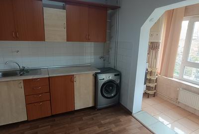 Apartament 2 camere, de vânzare,  Între Lacuri, decomandat, str. Jiului,  etj 1 - 2