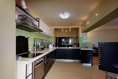 Apartament modern cu trei camere, bd. Obregia, 179.000€ negociabil