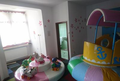 Inchiriere spatiu comercial parter de bloc ,suprafata 150 metri - 2