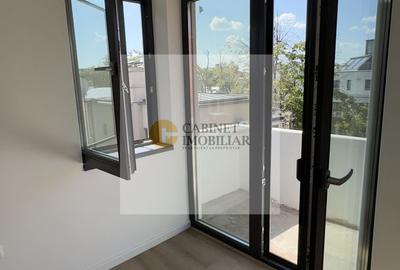 4 camere + birou | Biserica Casin | 110mp total | Renovat 2025 - 11