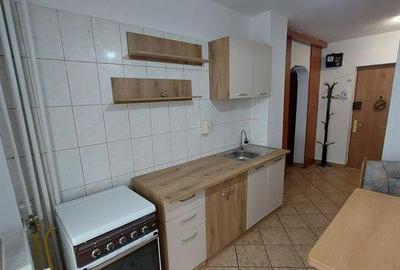 Lujerului.Va propunem spre inchiriere apartament 2 camere,decomandat,confort 1 - 1