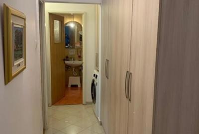 Apartament Decomandat 4 Camere-Centrala Proprie