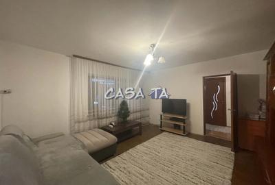 Apartament cu 3 camere semidecomandat, mobilat în Unirii