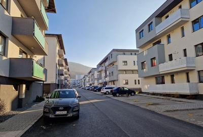 COMISION 0%Apartament 3 camere 74 mp , parcare Floresti str Sub Cetate - 32