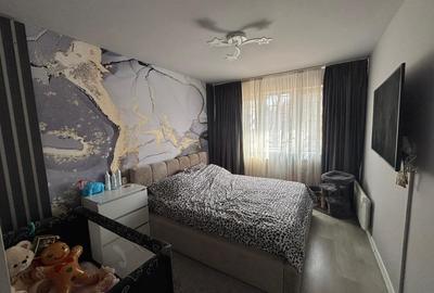 Apartament cu 2 camere semidecomandat, mobilat în Alexandru Obregia