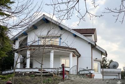 VILA PE LACUL GRIVIȚA | DAMAROAIA – SECTOR 1 - 3