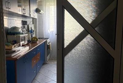 Apartament cu 2 camere decomandat în Crângași
