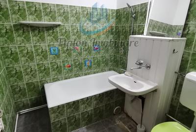 Apartament duplex, 4 camere, 3 balcoane, 2 bai