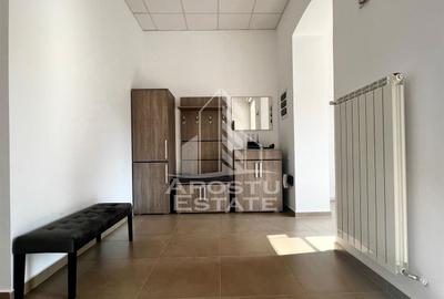 Apartament cu 4 camere 180mp loc de parcare zona centrala - 12