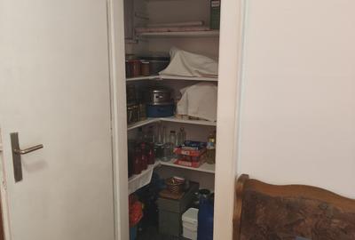 Garsoniera in vila decomandata --renovata -etaj 1 - 6