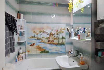 KM.4-5 APARTAMENT 3 CAMERE , MOBILAT, UTILAT, CENTRALA GAZ, LOC PARCARE , BOXA - 14