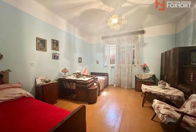 Casa de vanzare la curte comuna Zona Lunei - COMISION 0% - 10