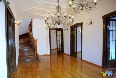 Vila de vanzare Daciei - 1