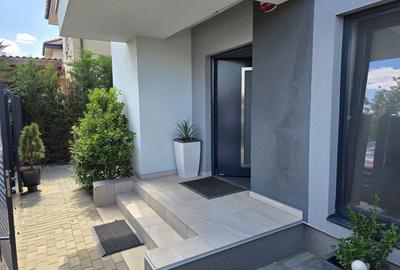 Duplex cu 4 camere în Dumbrăvița