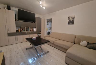 Centru(Consulatul Turc)- 3 camere mobilat-utilat, parcare, etaj 3/4 -131.000e - 1